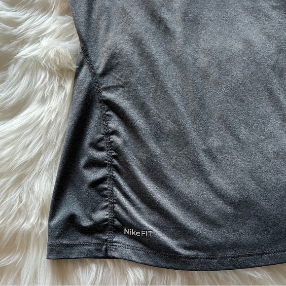 Nike Pro Fitted Short Sleeve Top Gray Color Size Small - Picture 3 of 7